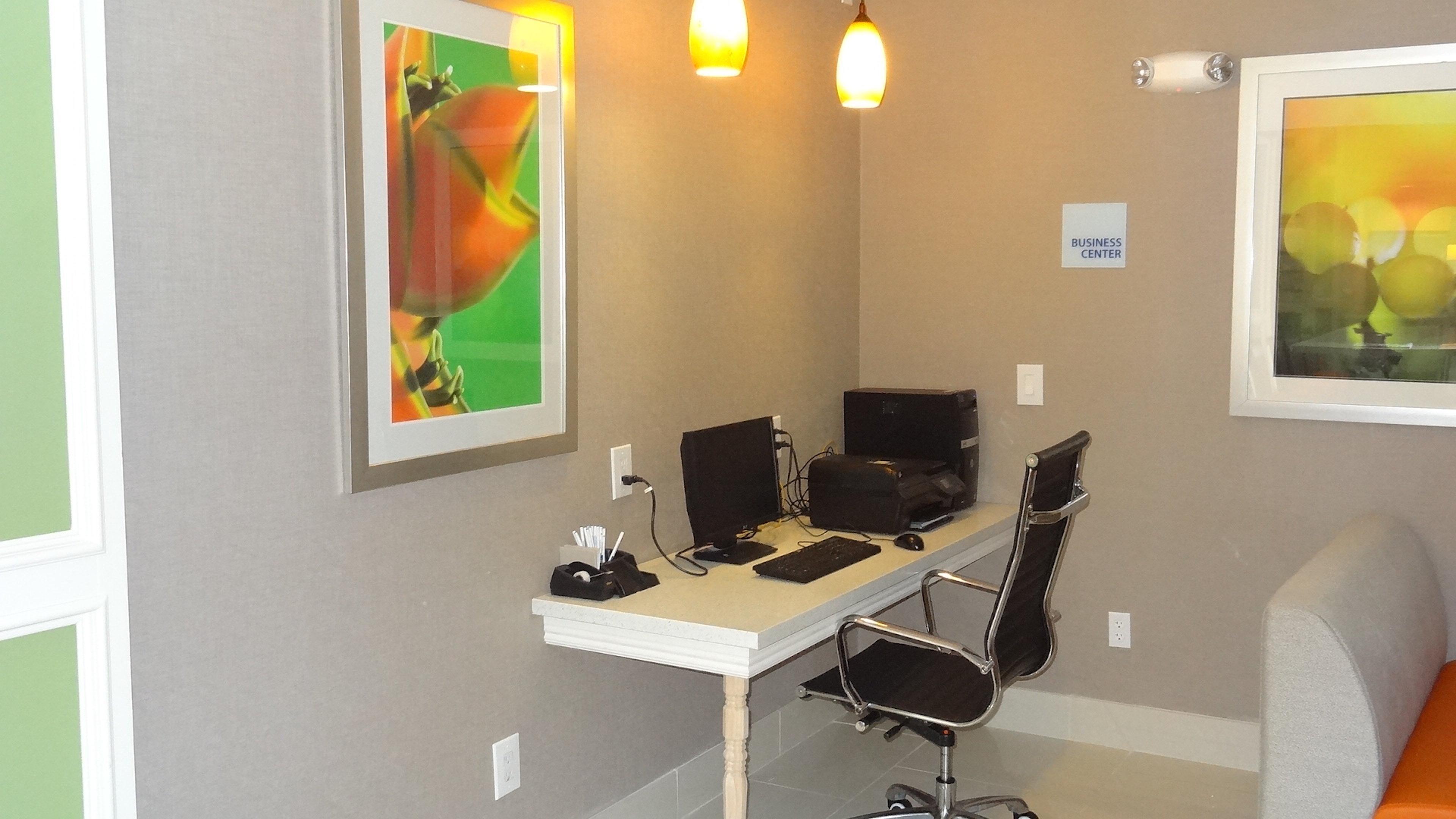 Holiday Inn Express Hotel Kansas City - Bonner Springs By Ihg Eksteriør billede