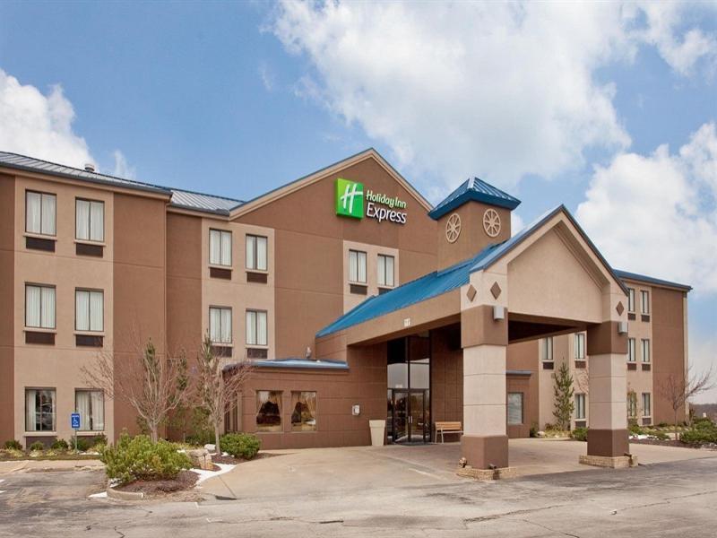 Holiday Inn Express Hotel Kansas City - Bonner Springs By Ihg Eksteriør billede