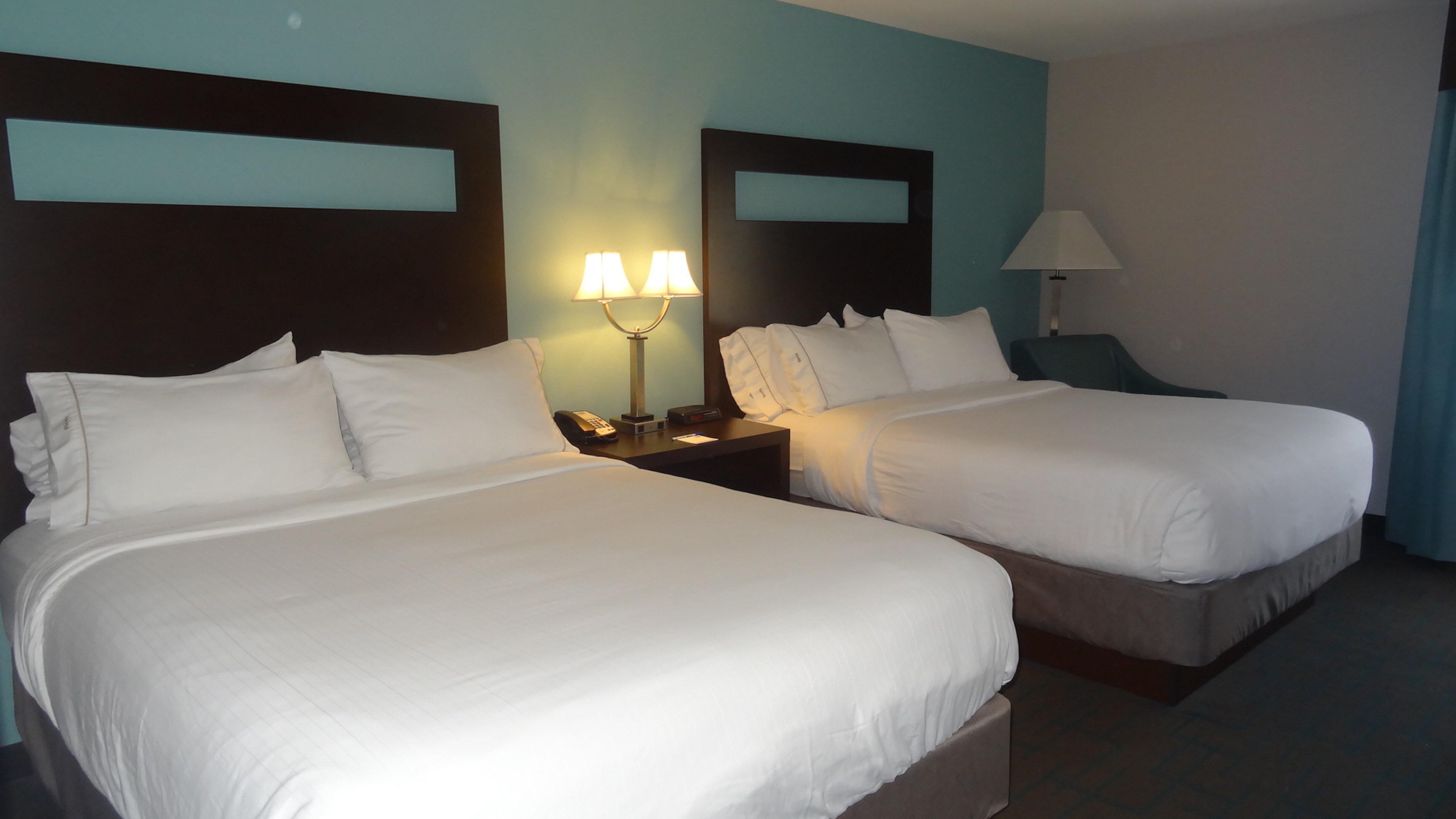 Holiday Inn Express Hotel Kansas City - Bonner Springs By Ihg Eksteriør billede